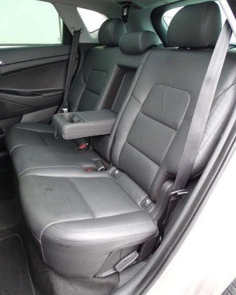 Hyundai Tucson cena 79900 przebieg: 116000, rok produkcji 2015 z Jaworzyna Śląska małe 436